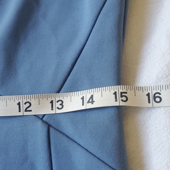 Brooks Brothers Sculpted Neckline Sheath Ponte Knit Meshed Lined Sz 4 Dress - Picture 11 of 11